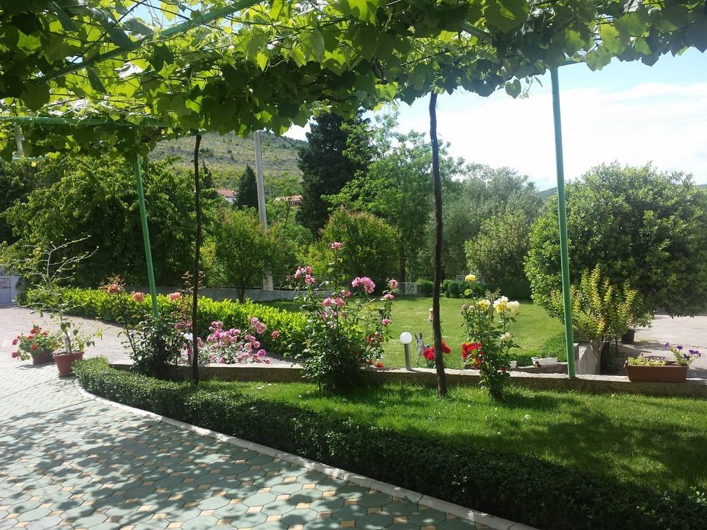 فندق Pansion Pero Elez Međugorje المظهر الخارجي الصورة