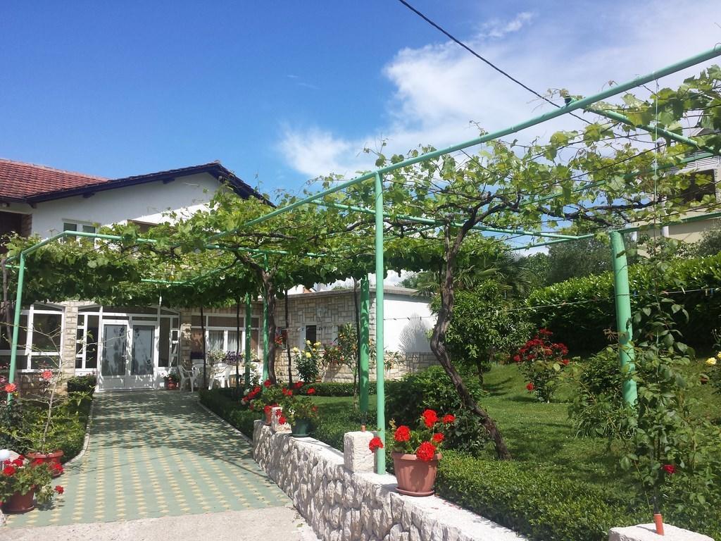 فندق Pansion Pero Elez Međugorje المظهر الخارجي الصورة
